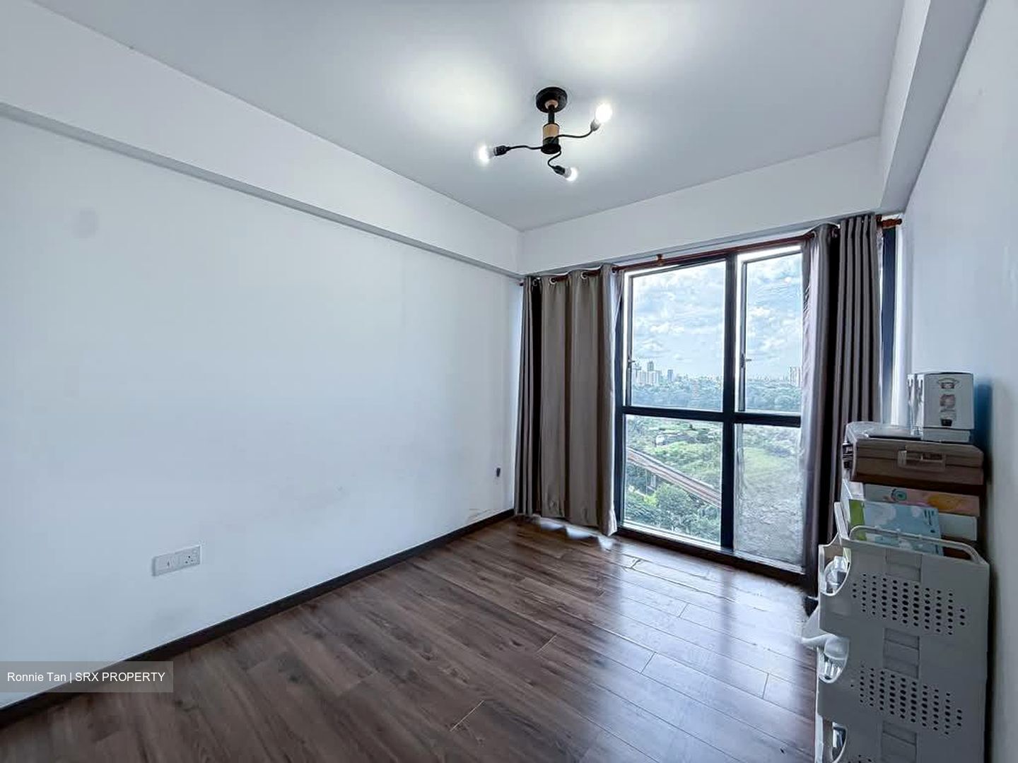 Lake Grande (D22), Condominium #557691191